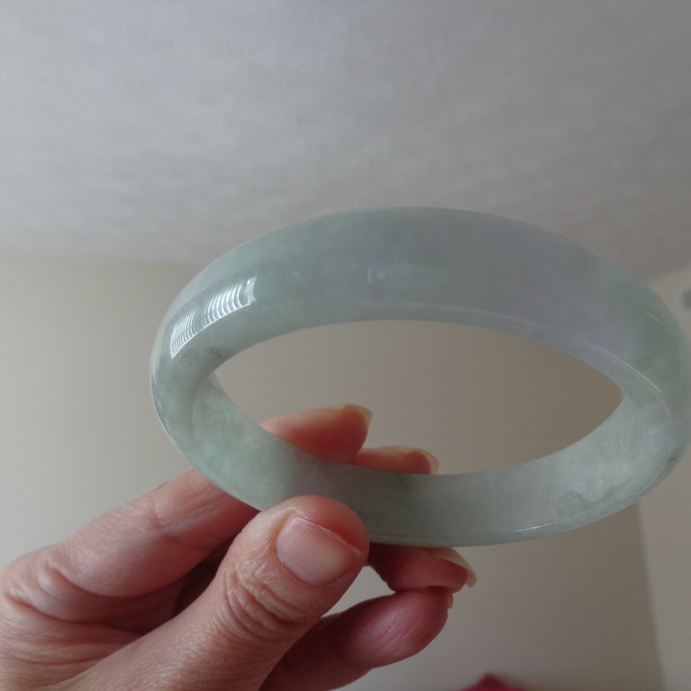 Lavender Jade Bangle - image 6